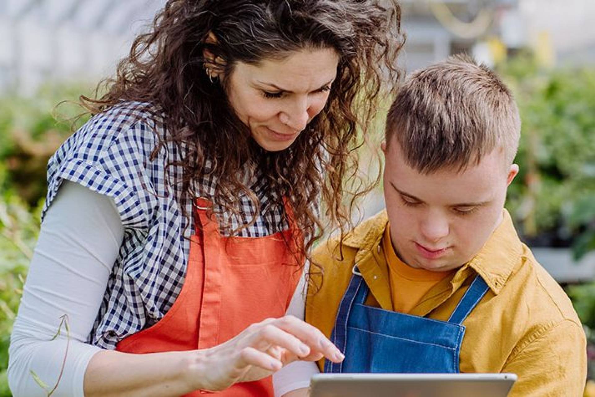 Unterweisungsmaterialien in Leichter Sprache für Menschen mit kognitiven Beeinträchtigungen
